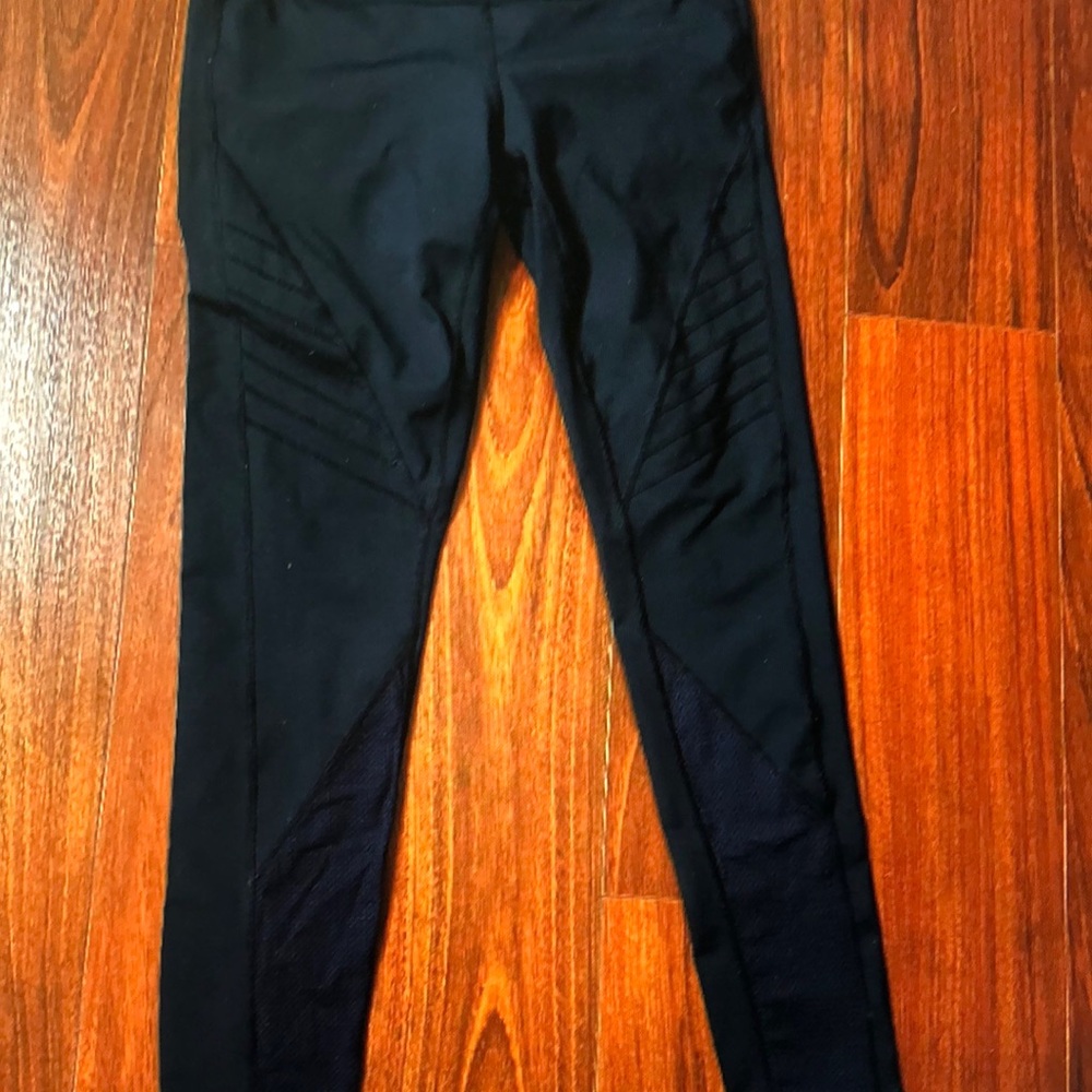 Black Athletic Leggings